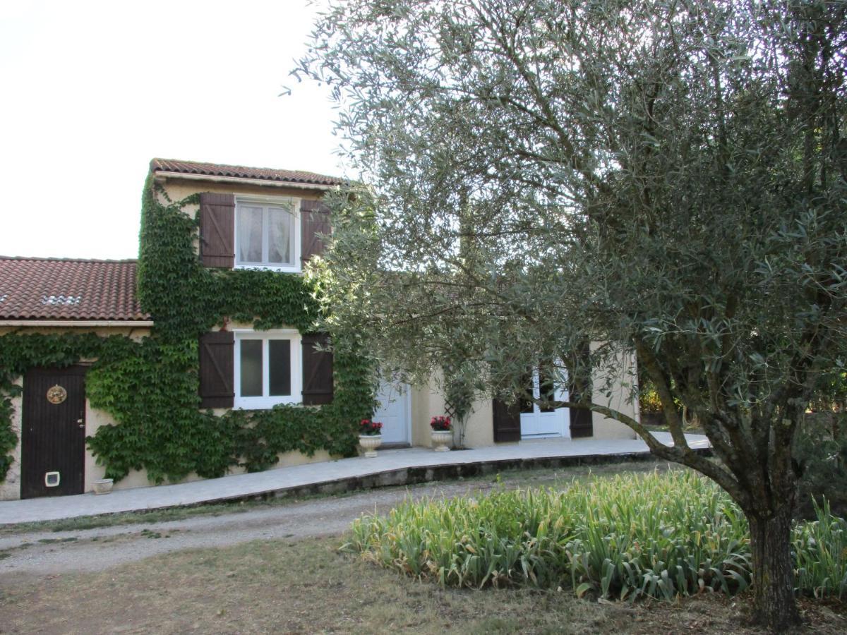 La Madeleine Bed & Breakfast Pezens Exterior photo